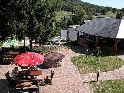 Restaurace A Penzion Ceska Hospoda Hermanice  Luaran gambar